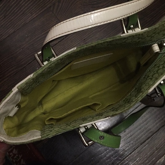 COACH Green and White Zebra Monogram Bag - Picture 3 of 7